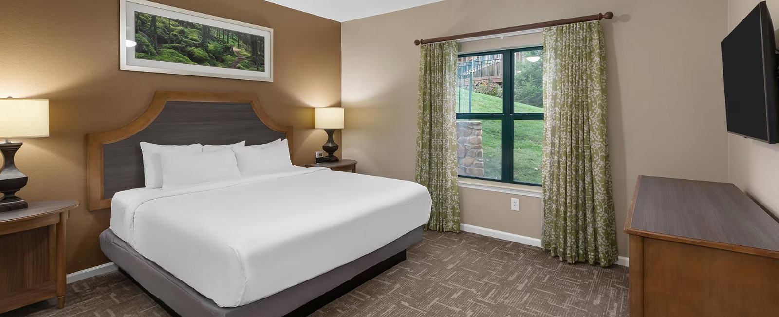 Wyndham Smoky Mountains Sevierville 2 Bedroom Deluxe 5 nights August 30-Sept 4