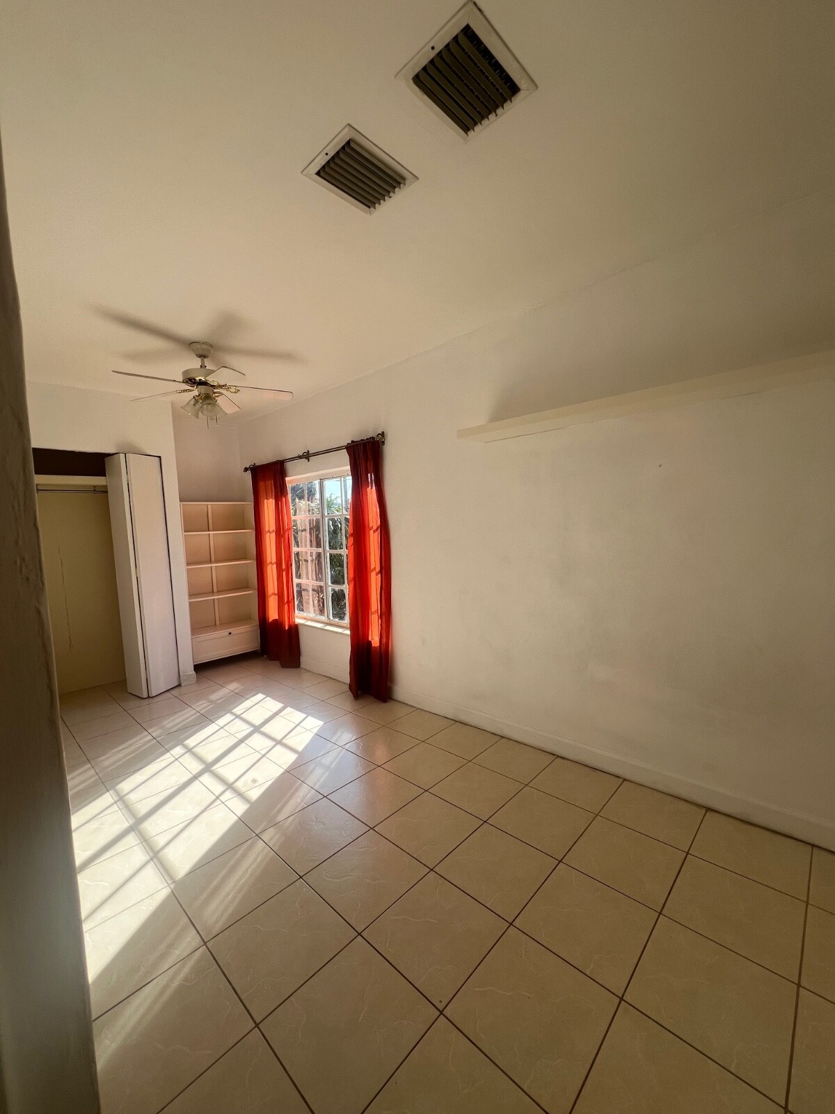 4/2 House for Rent in North Miami Beach