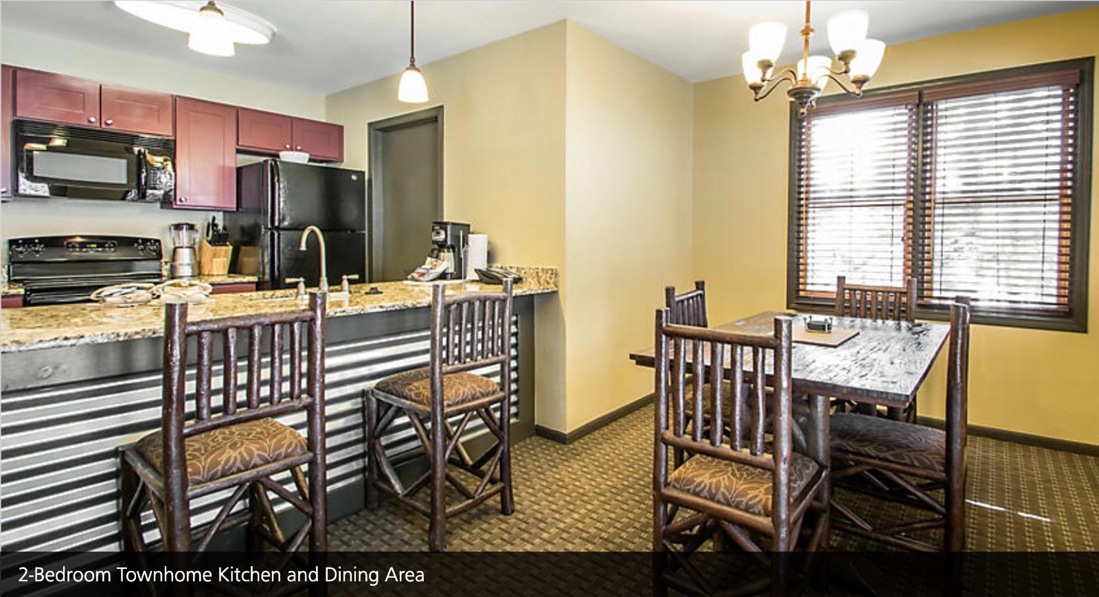 Wisc. Dells 2BR/2BT Townhome 6/29-7/3/25 Sleeps 6. Great Unit. Pools Tennis Golf
