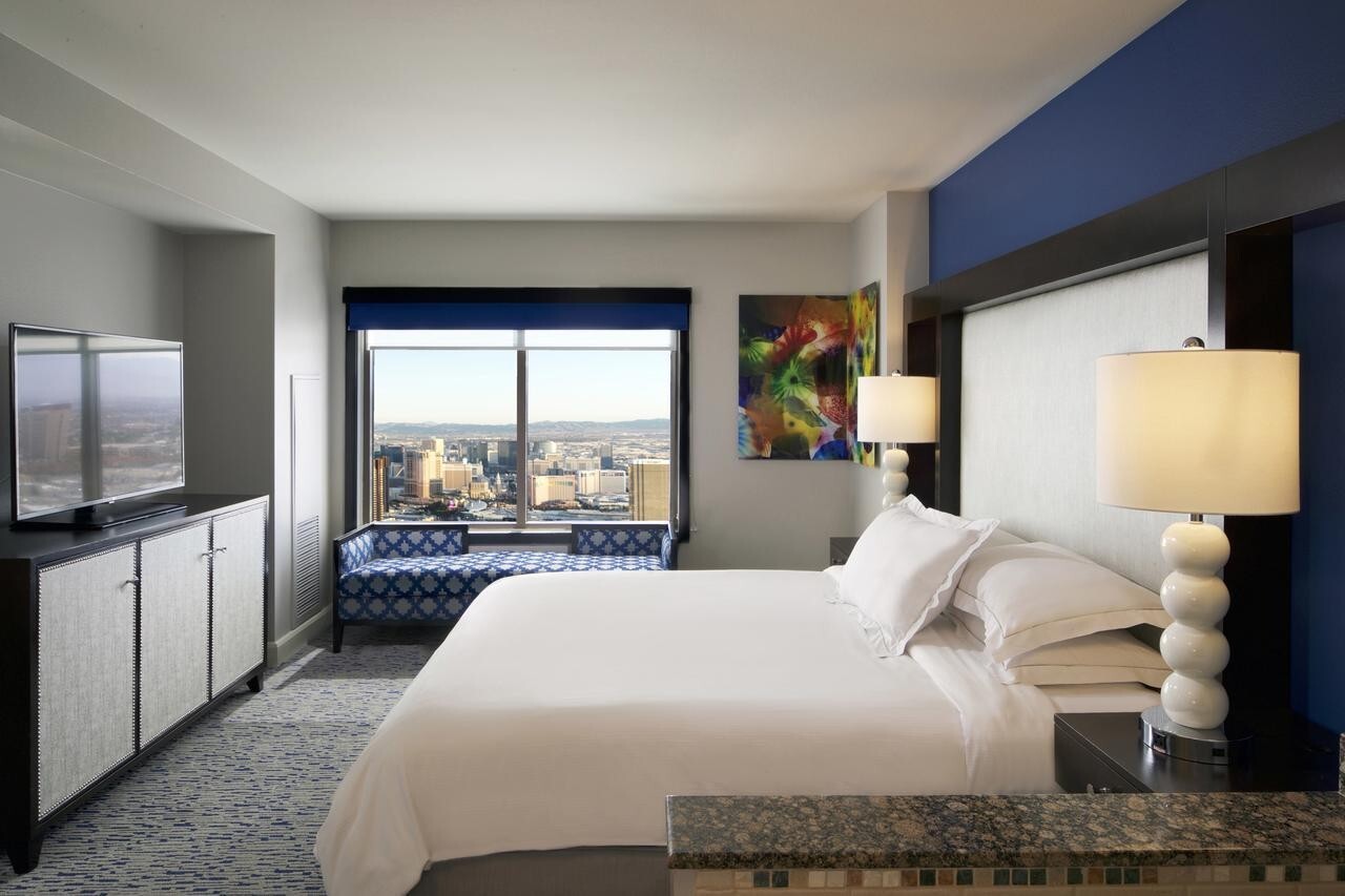 HILTON GRAND VACATIONS ON THE BOULEVARD – 1BR SELECT DATES