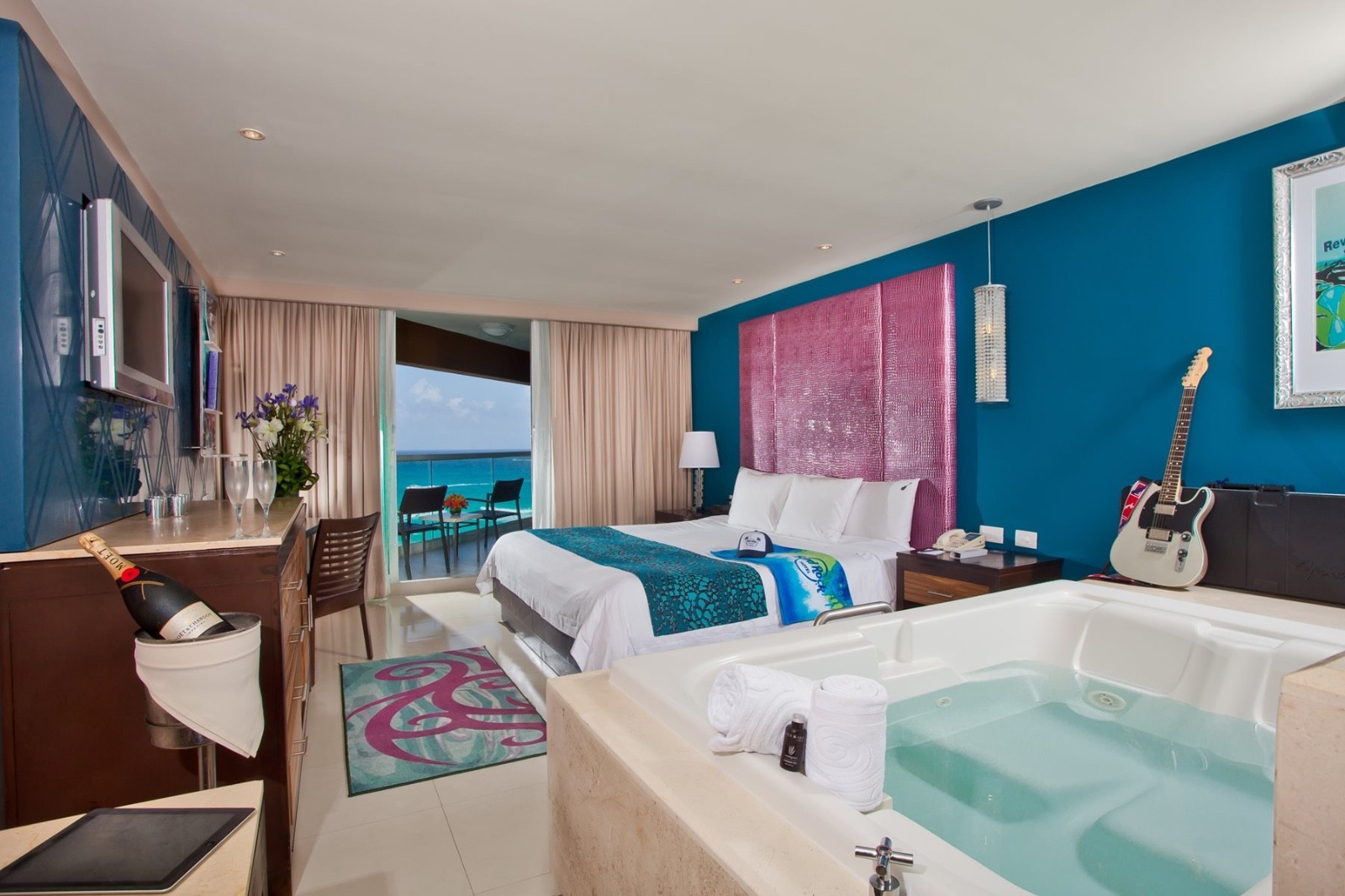 HARD ROCK VIP HOTEL RESORT ALL INCLUSIVE~ DREAM VACATION 2ADULTS 2KIDS