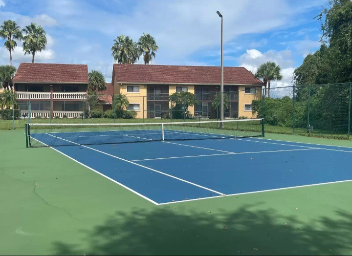 July 18-25~Weekly Price~CLUB SEVILLA Resort~1 BR VILLA~Orlando FL~NO RESORT FEES
