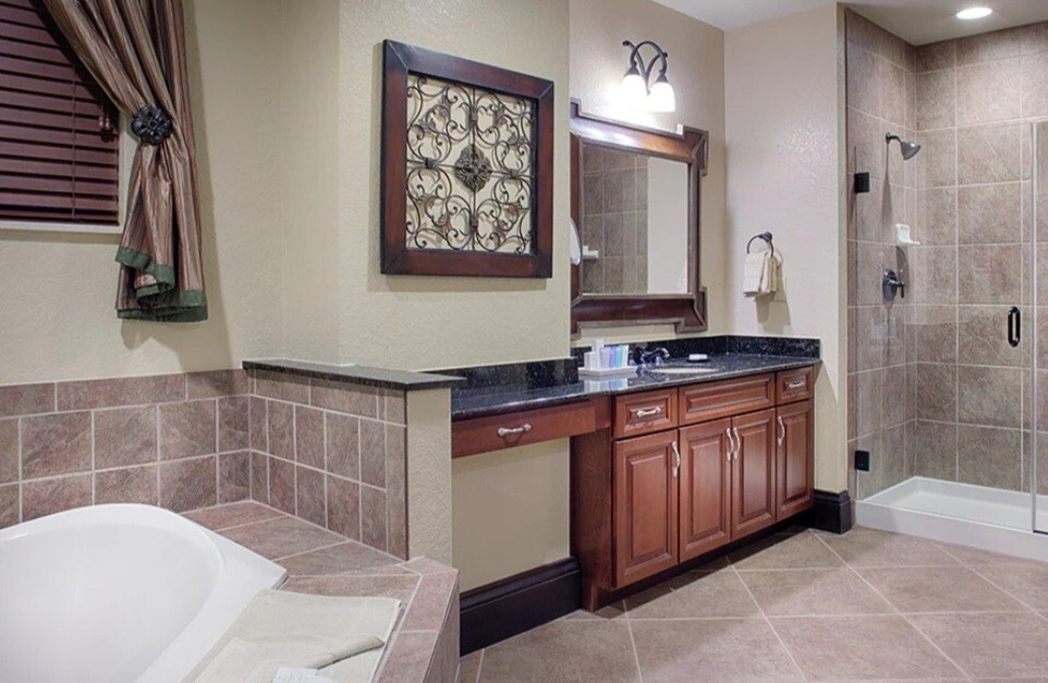 ORLANDO FLORIDA 8/18/26 4 NIGHTS 4 BDRM PRES SUITE WYNDHAM BONNET CREEK RESORT
