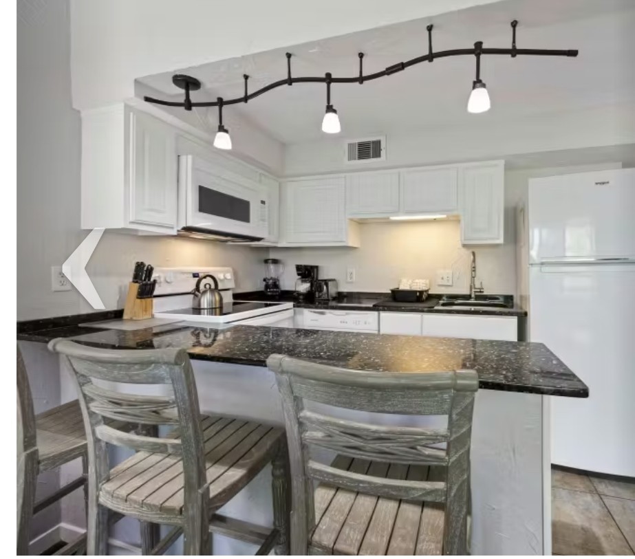 Hilton Head Island 1 Bedroom Plus Loft Villa Vacation Rental, Sleeps 6, 1 Bath
