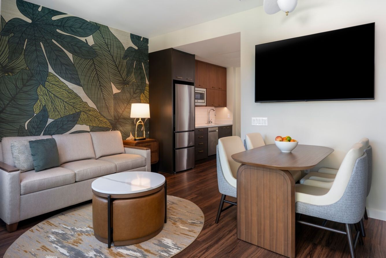 Marriott Vacation Club Waikiki Honolulu Oahu Hotel 1 BR 5 Nights ANY YEAR