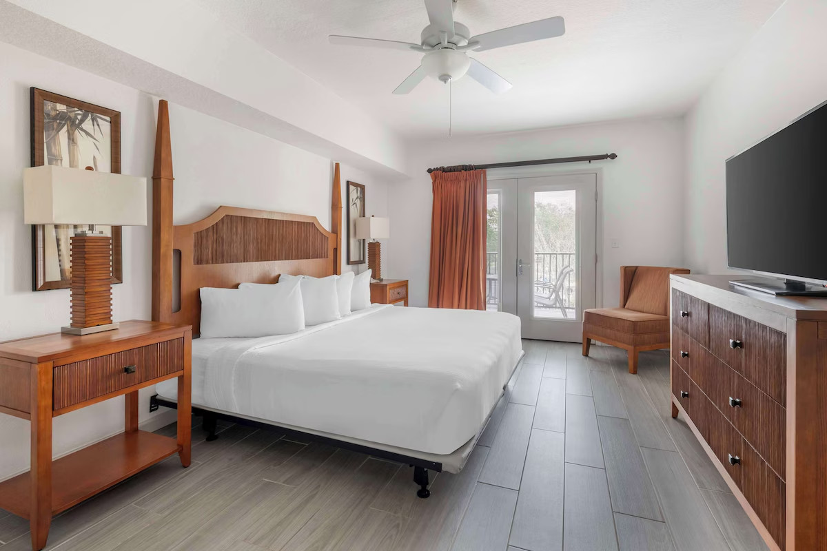 Welcome to a Hilton Vacation Club, Aqua Sol Phase II, Winter Garden, FL