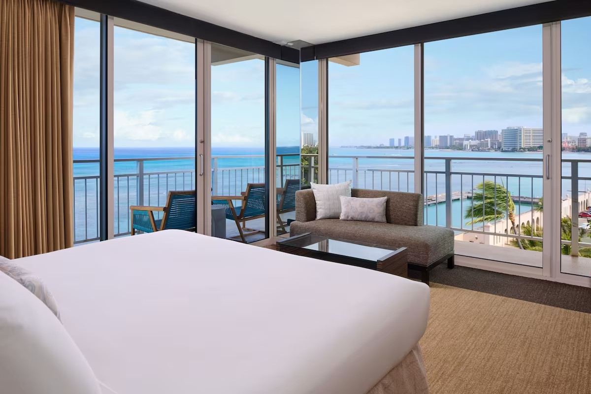Kaimana Beach Hotel, Waikiki, Hawaiʻi | 7-Night Oceanfront Stay | Flexible Dates
