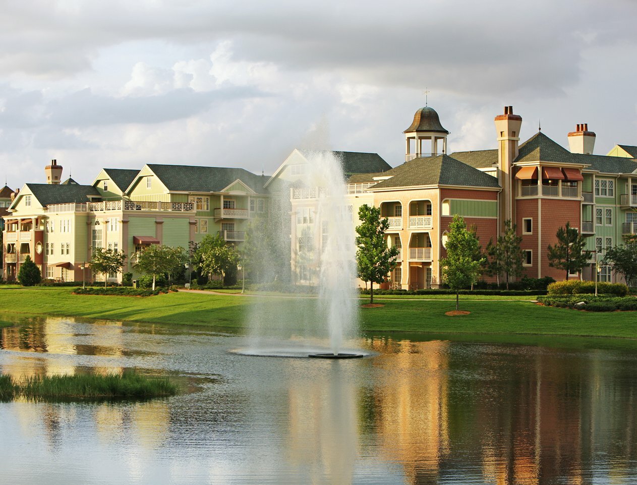 Disney’s Saratoga Springs Resort and Spa, Disney World Orlando – 7 Nights