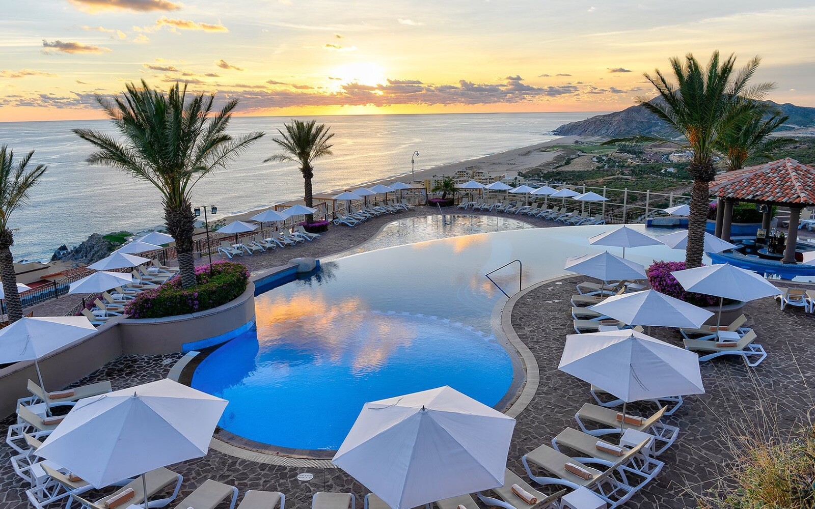 **Pueblo Bonito Sunset Beach – 7 Nights**
