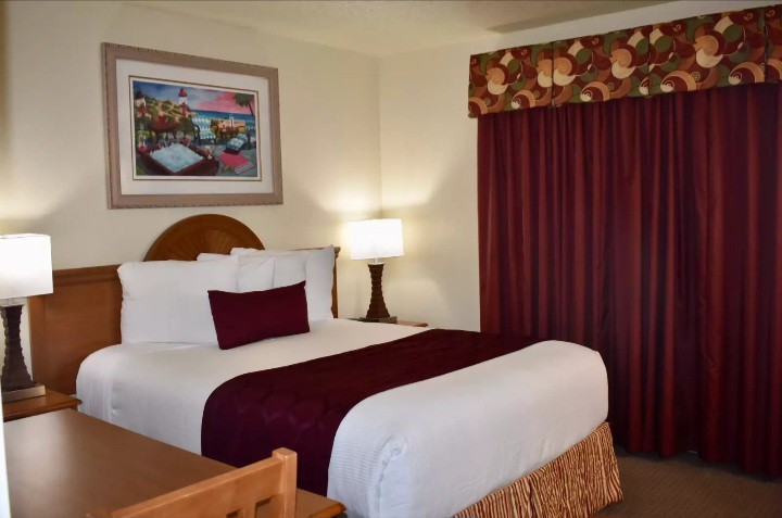 July 18-25~Weekly Price~CLUB SEVILLA Resort~1 BR VILLA~Orlando FL~NO RESORT FEES