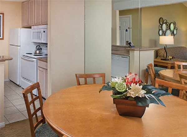 CHRISTMAS @ Worldmark Anaheim-Dolphins Cove, CA: 12/19/26-12/26/26 DISNEYLAND!
