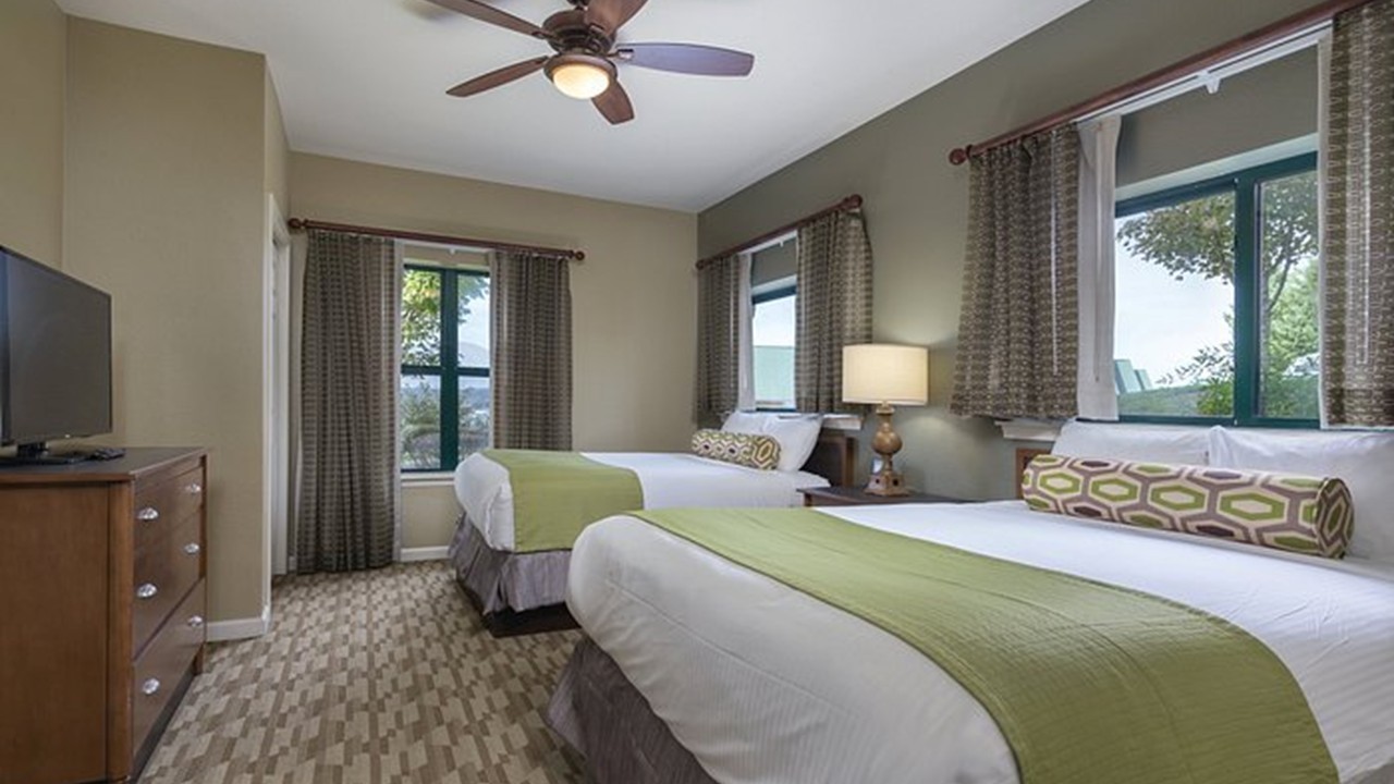 SUMMER VACATION July 5 to 10: 2BR Condo for 8 @ Wyndham Smoky Mountains Resort