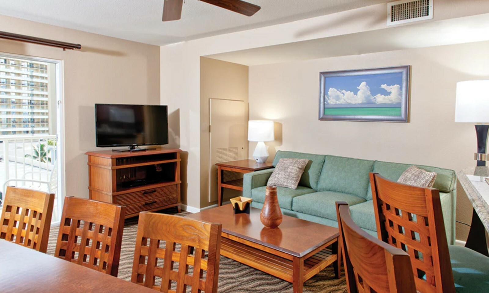 Club Wyndham at Waikiki Beach Walk Honolulu Oahu Hotel ANY 3 Night 2023 2BR