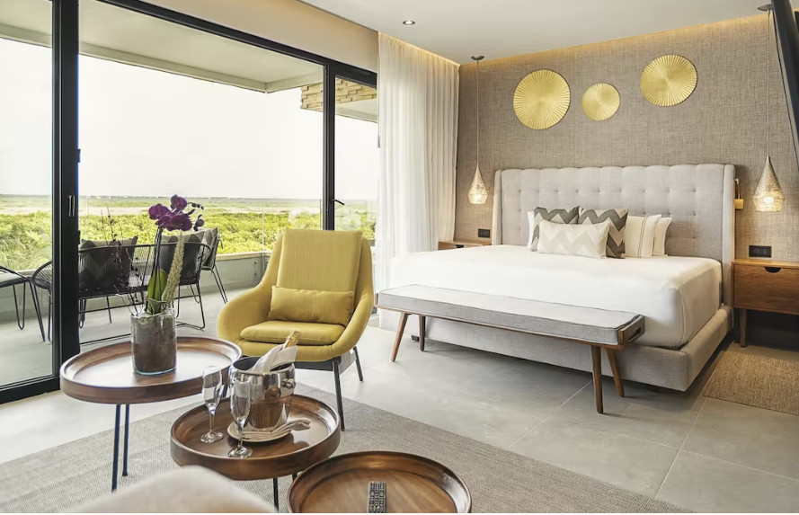 The Fives Oceanfront Vacation Resort In Riviera Maya / Low Member Rates For You!