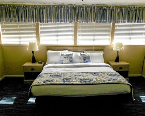 July 4 Lake Conroe Condo Houston World Cup America 250 Sleeps 4