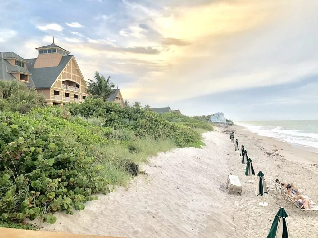 Disney’s Vero Beach Resort DVC Hotel ANY 1 Night ANY YEAR DELUXE STUDIO INN ROOM