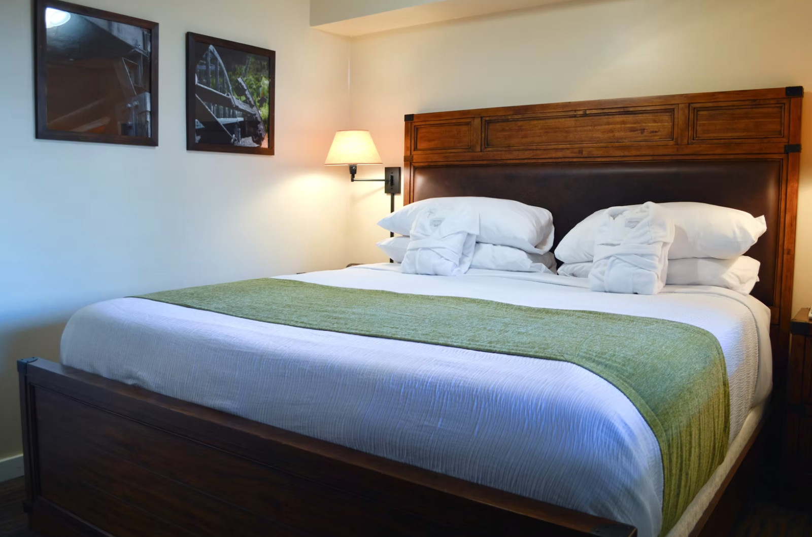 The Park Regency Resort ~ Park City, UT ~ 1BR/Sleeps 4 ~ 7Nts MAY 2026
