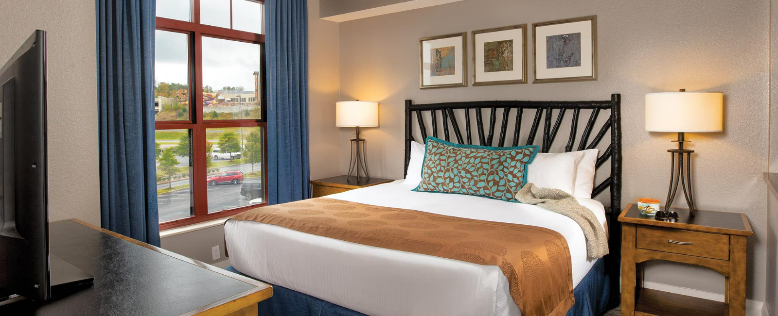 Wyndham Great Smokies Lodge Sevierville TN 2 bdrm Jun 30- July 4- 4 nights June