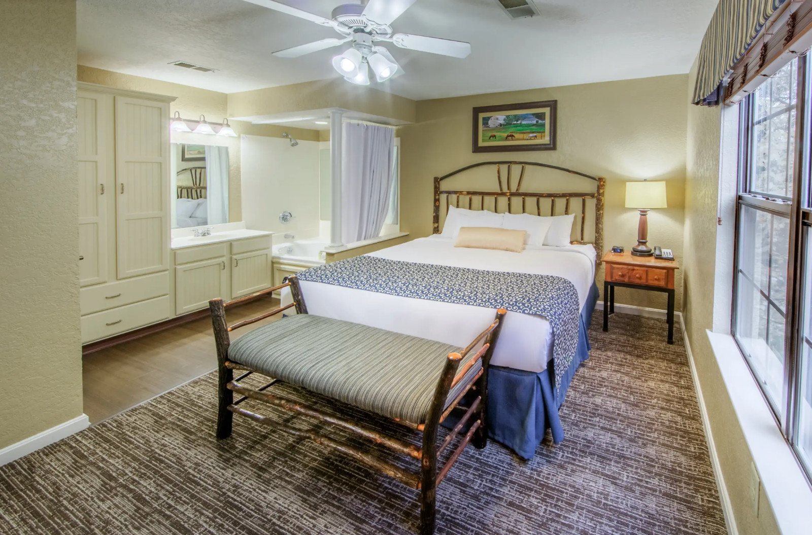 Oak n’ Spruce Resort ~ MA ~ 2BR Sleeps 6 ~ 7Nts JAN/FEB/MAR 2025/2026