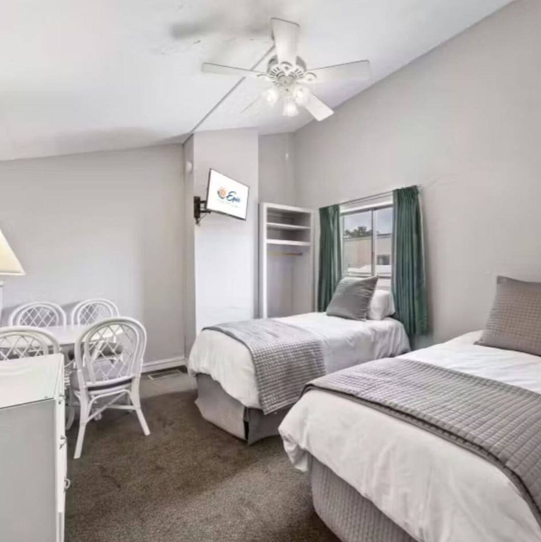Hilton Head Island 1 Bedroom Plus Loft Villa Vacation Rental, Sleeps 6, 1 Bath