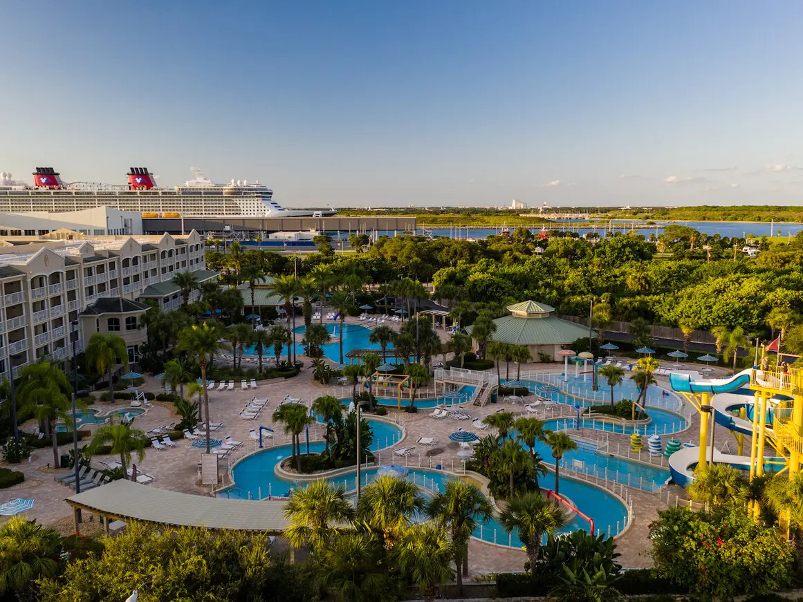 Holiday Inn Cape Canaveral Beach Resort -1Br