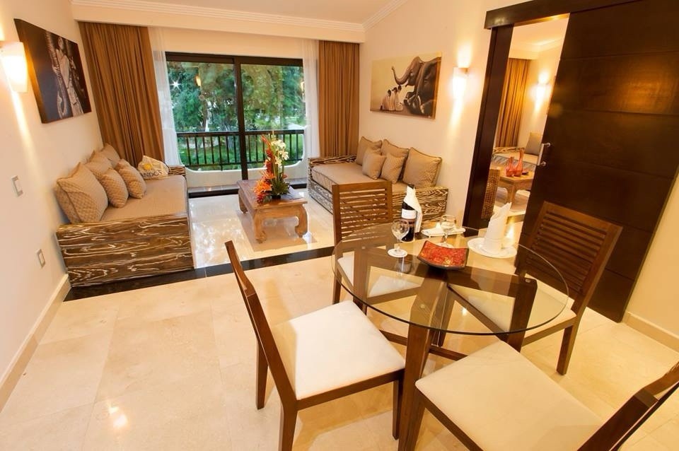 SANDOS Royal Elite Rental