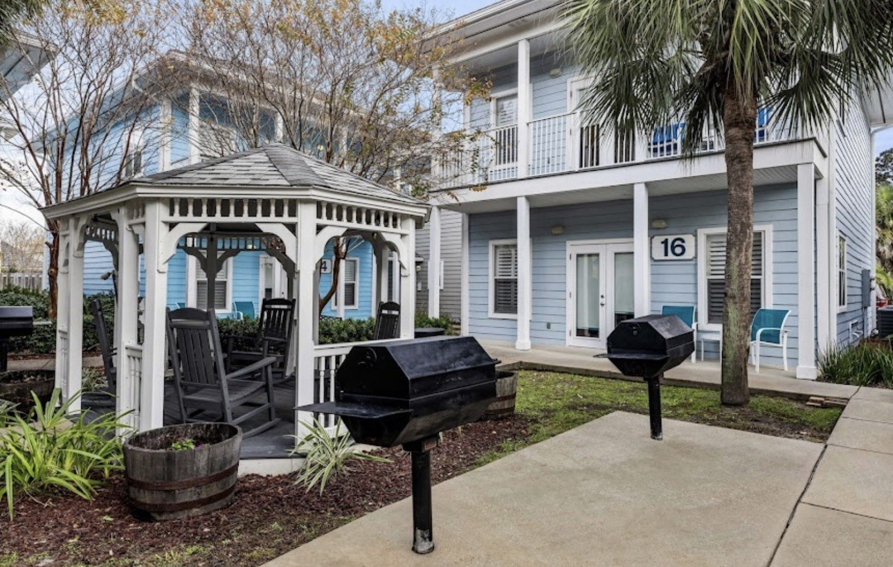 Destin, FL, Wyndham Beach Street Cottages, 1 Bedroom, Sleep 6. August 22-29