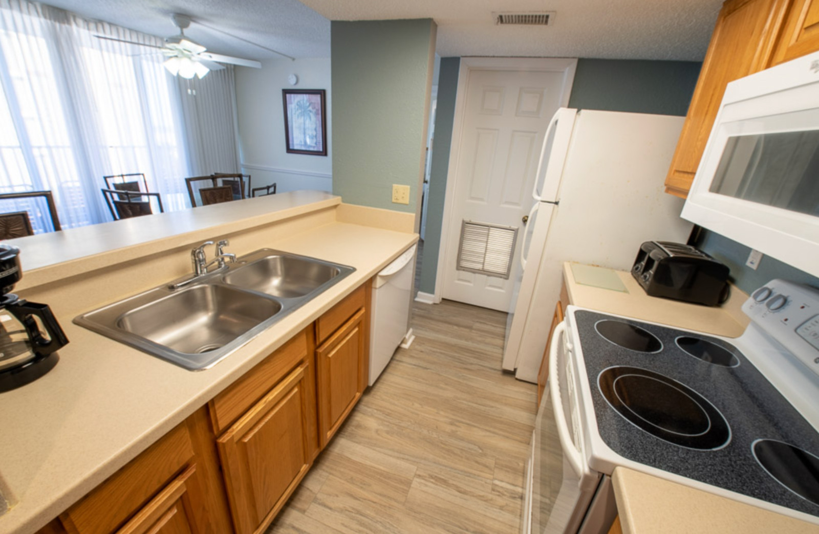 Marine Terrace Resort ~Daytona Beach, FL~1BR/Sleeps 4 ~ 7Nts Weekly Rentals 2026
