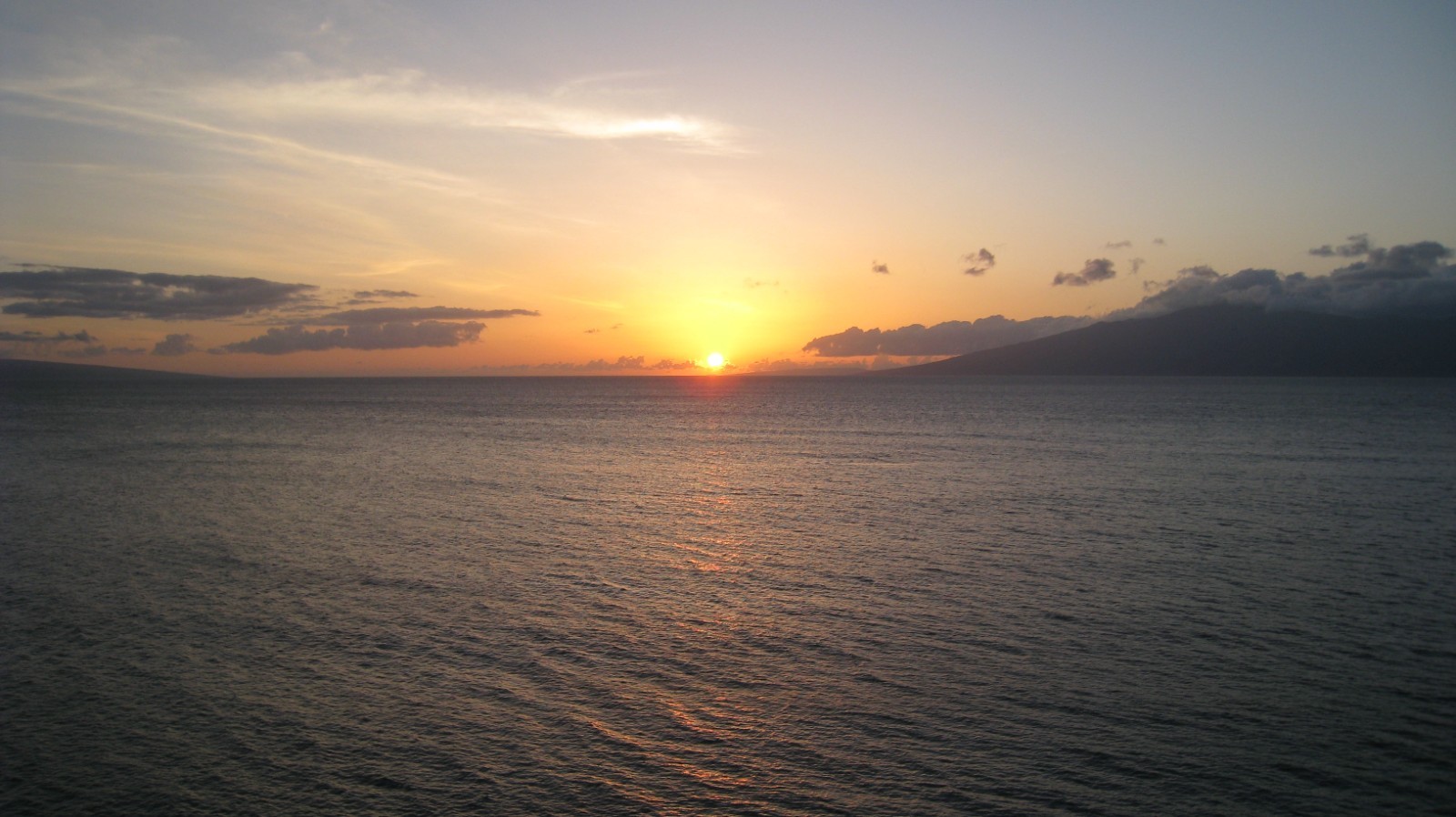 KAHANA BEACH RESORT Lahaina Maui Hawaii Ocean Front Studio Rental 1/8-1/15 2027