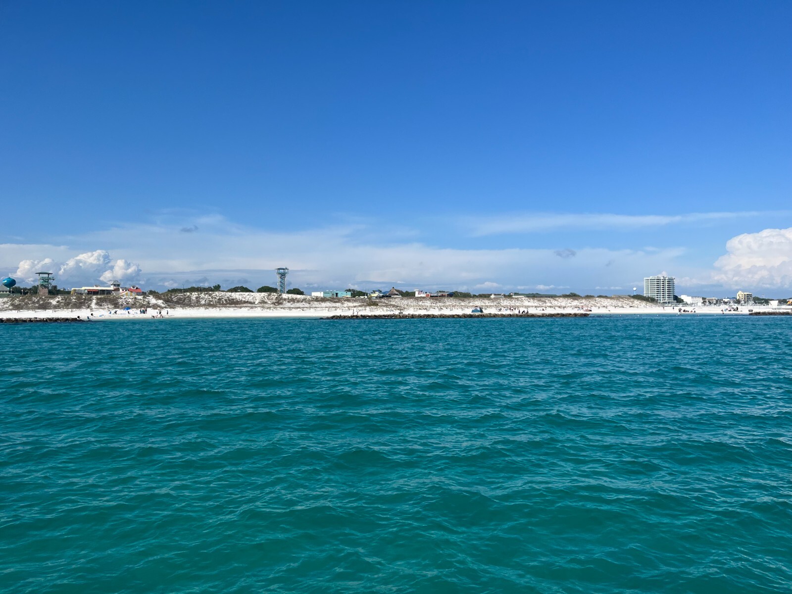 WYNDHAM EMERALD GRANDE DESTIN AUG 26 – SEPT 1 / 3 BEDROOM POOL VIEW 6 NIGHTS