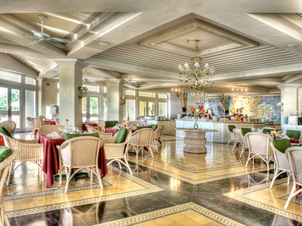 **Pueblo Bonito Emerald Bay** Resort & Spa – 7 Night Stay