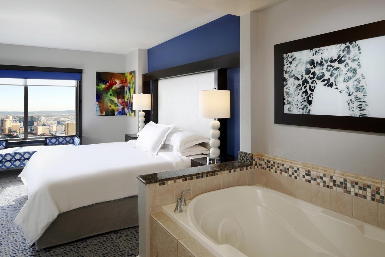 HILTON GRAND VACATIONS ON THE BOULEVARD – 1BR SELECT DATES