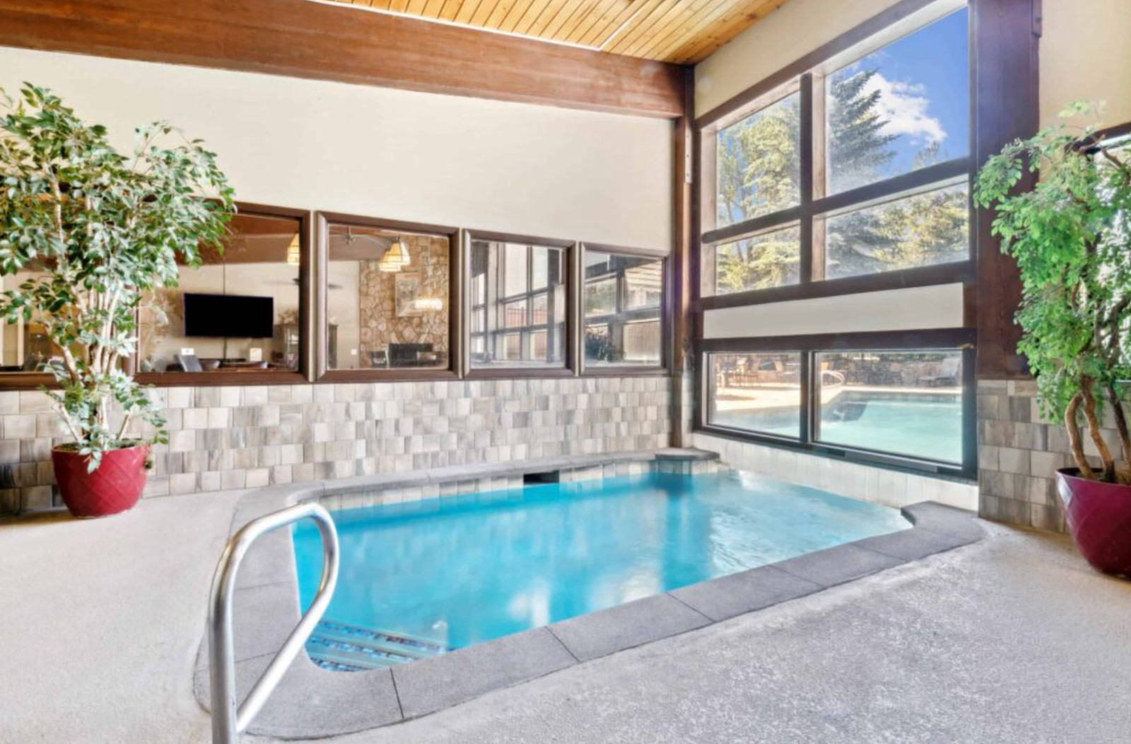 Falcon Point Resort ~ Avon, CO ~ Studio/Sleeps 2 ~ 7Nts SEPT/OCT/NOV 2026