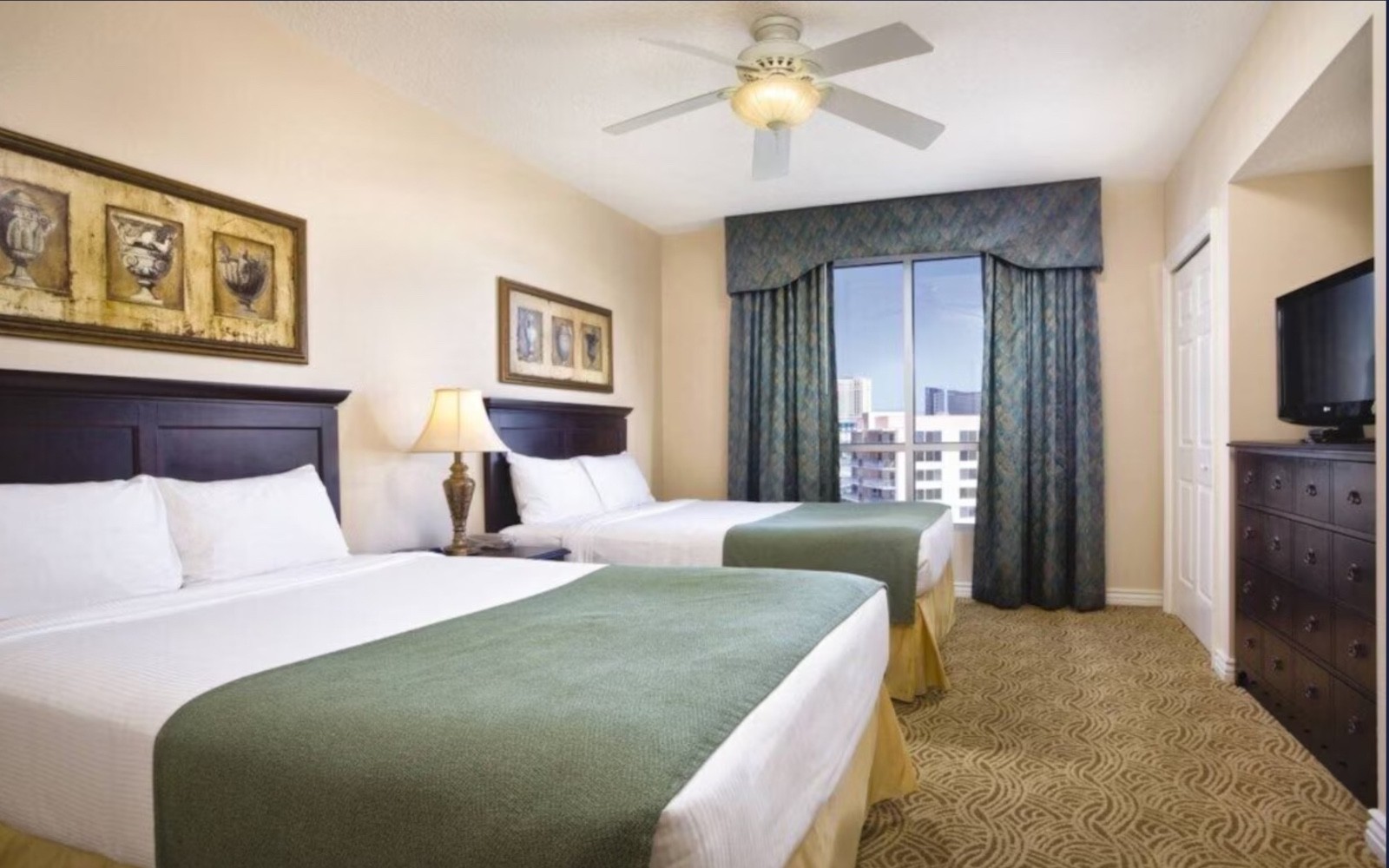NATIONAL RODEO FINALS—LAS VEGAS. all 12 nights $3,995.00. 3 bedroom