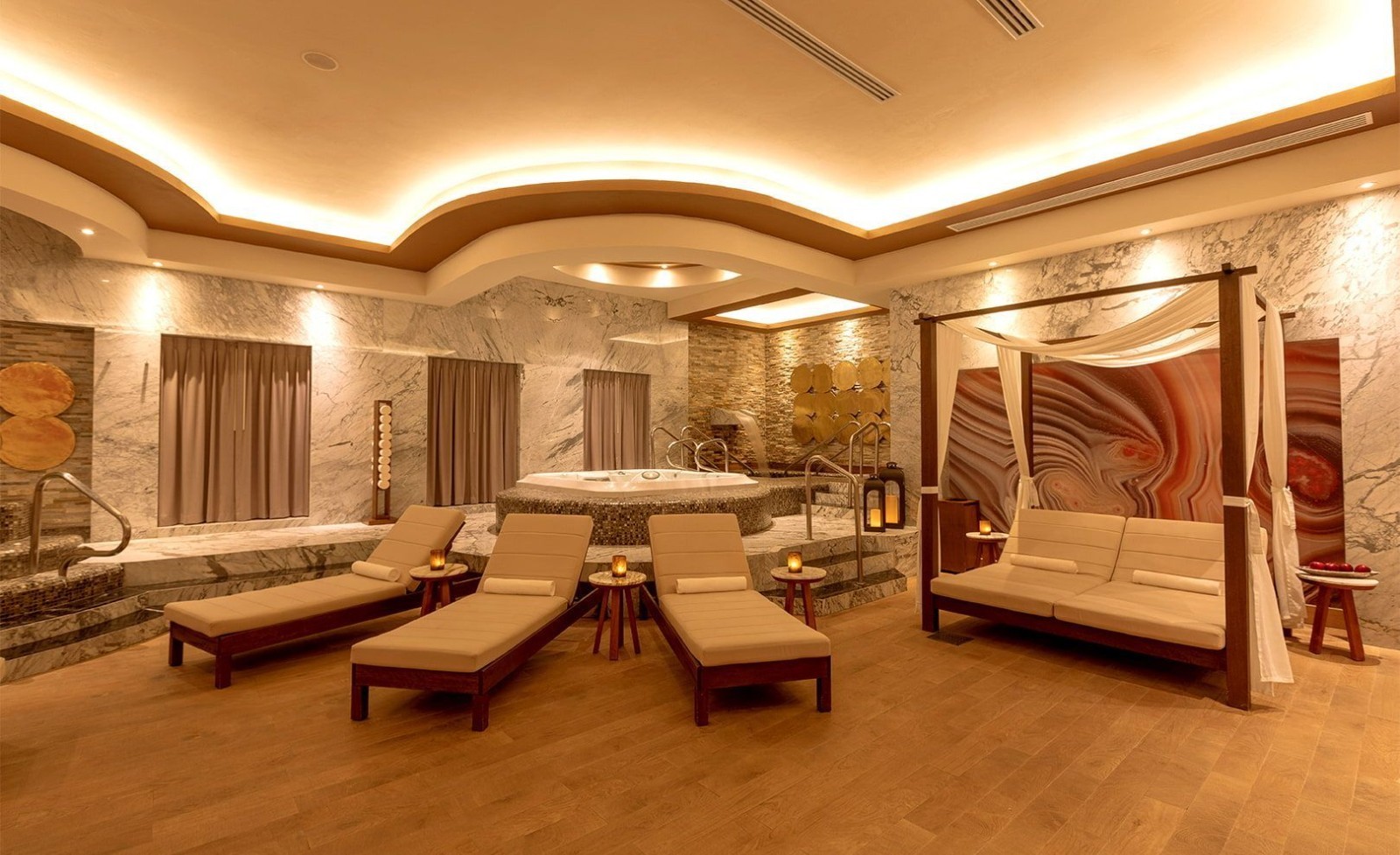 Palace Resorts VIP All-Inclusive Vacation: Cancun, Jamaica or Los Cabos