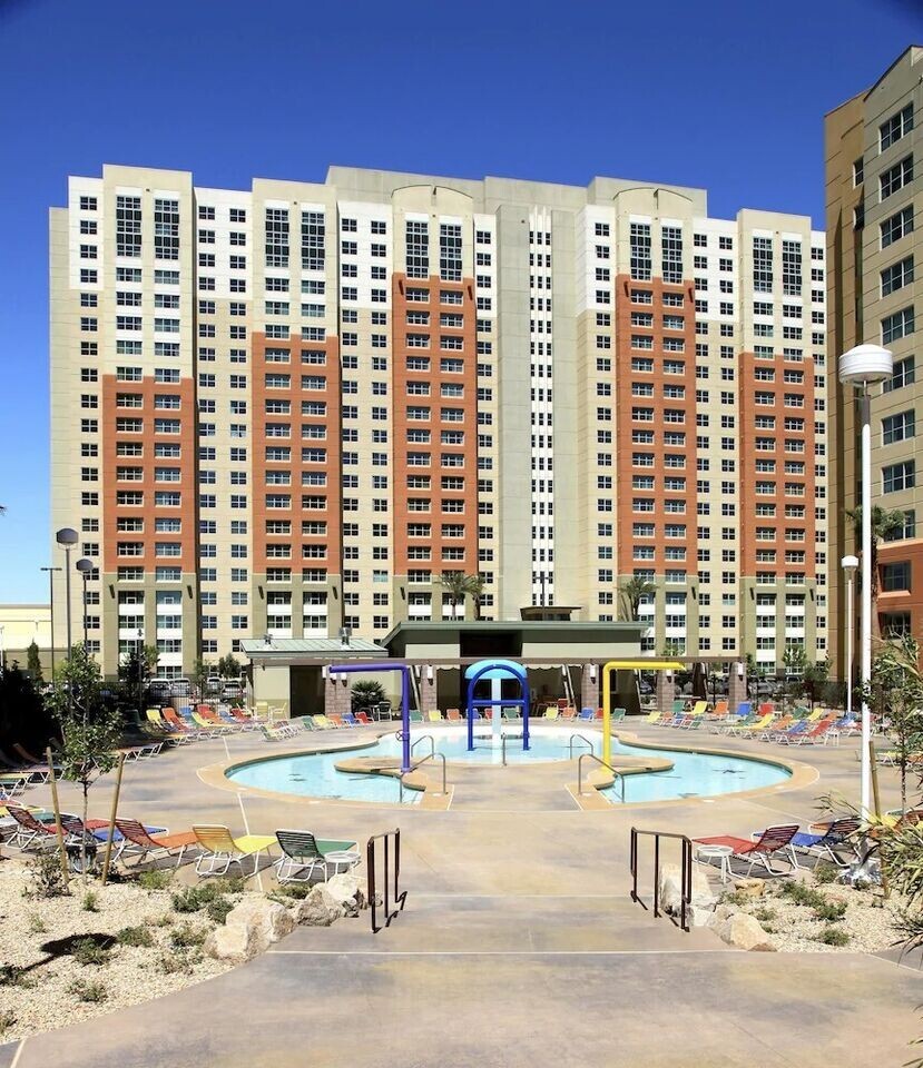 Las Vegas Grandview Timeshare 3 nights/$1000 – (2Bed/2Bath Sleeps 8) Super Bowl
