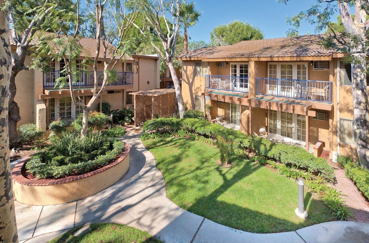 Worldmark Dolphins Cove Anaheim – 3 bedrooms Condo – 8/4-8/7 – DISNEYLAND!