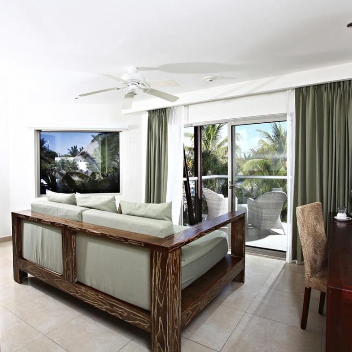 SANDOS CARACOL ECO RESORT, TIMESHARE, ROYAL ELITE WEEKS RENTAL