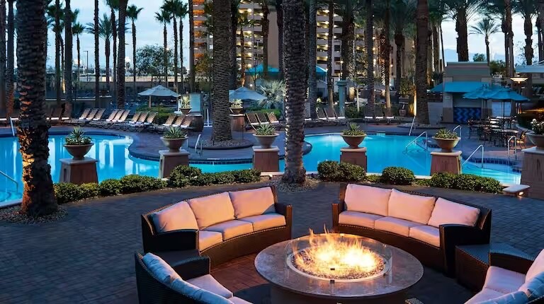 The Boulevard timeshare rental Las Vegas F1 Race 3 night studio