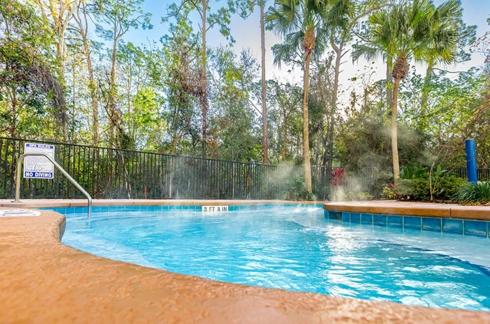 PRICE IS PER WEEK!~Vacation Village at Parkway Resort ~ORLANDO~Pt.KITCH SLPS 4