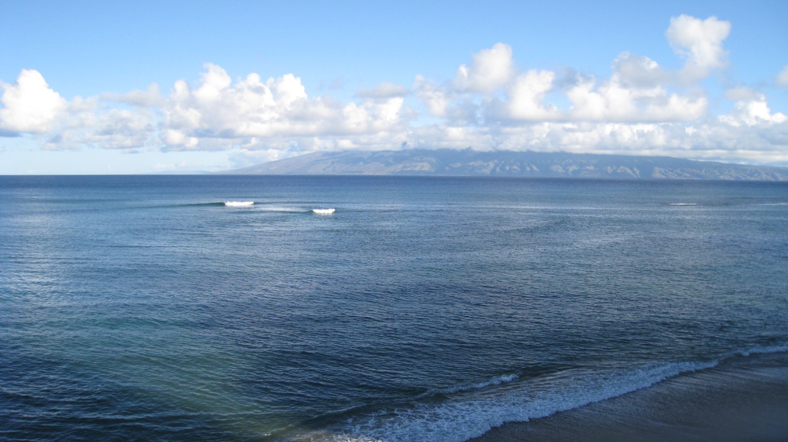 KAHANA BEACH RESORT Lahaina Maui Hawaii Ocean Front Studio Rental 1/8-1/15 2027