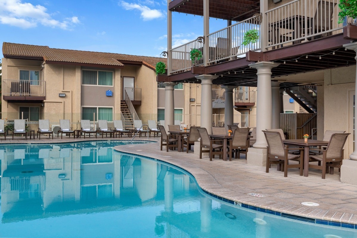 Worldmark Dolphins Cove Anaheim – 3 bedrooms Condo – 8/4-8/7 – DISNEYLAND!