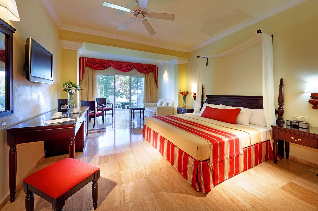 Jamaica – Grand Palladium Lady Hamilton Resort & Spa – Reservations