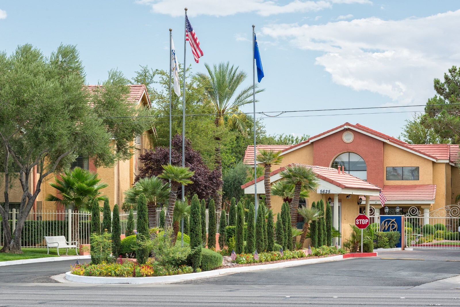 Flamingo Bay Resort ~Las Vegas NV~ 2BR/Sleeps 6 ~ 7Nts AUG/SEPT/OCT/NOV 2026