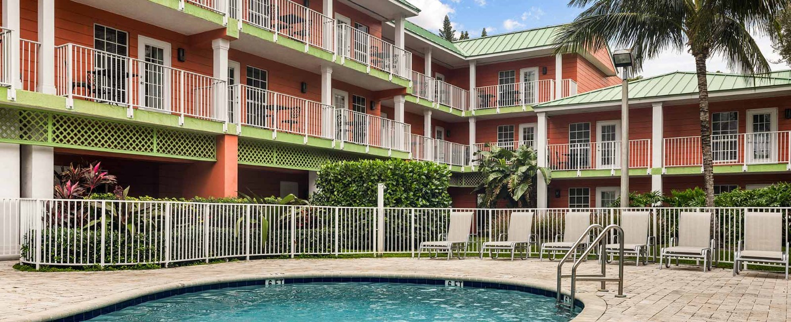 Club Wyndham Sea Gardens Pompano Beach, FL | 2 BR Deluxe | 2 NIGHTS | 7/24-7/26