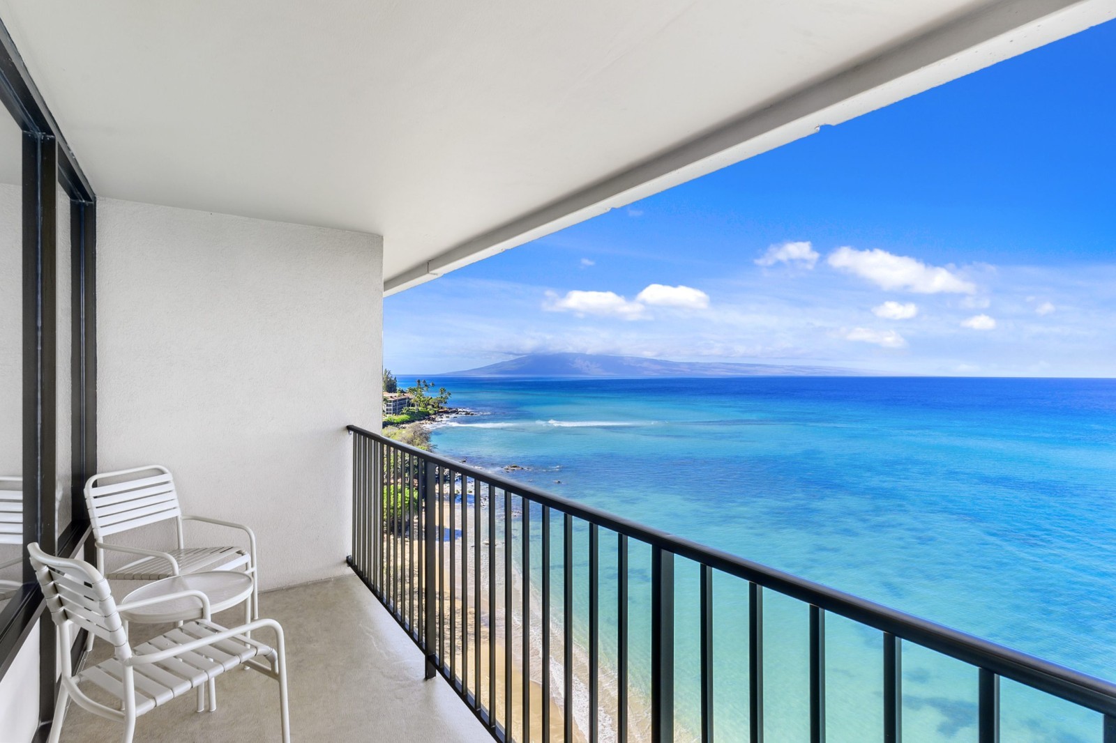KAHANA BEACH RESORT Lahaina Maui Hawaii Ocean Front Studio Rental 1/8-1/15 2027
