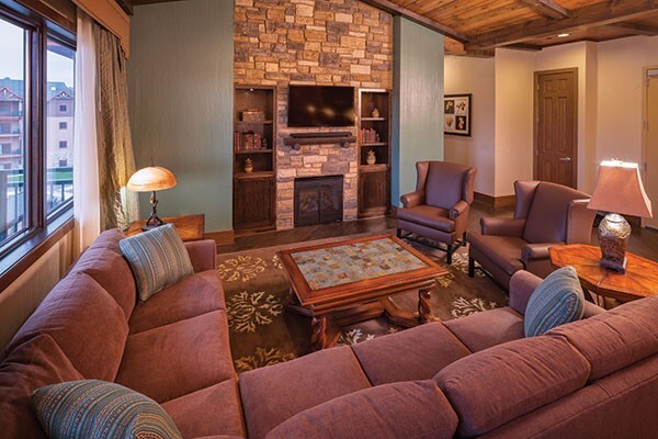 Wyndham Glacier Canyon Wilderness Waterpark- Aug 21-24 -3 bedroom presidential