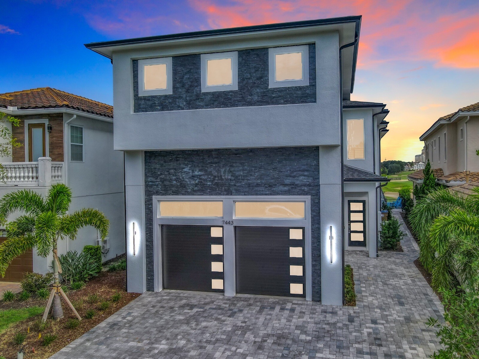 8 bedroom Vacation home close to Disney sleeps 24 various Dates Now- June 2025