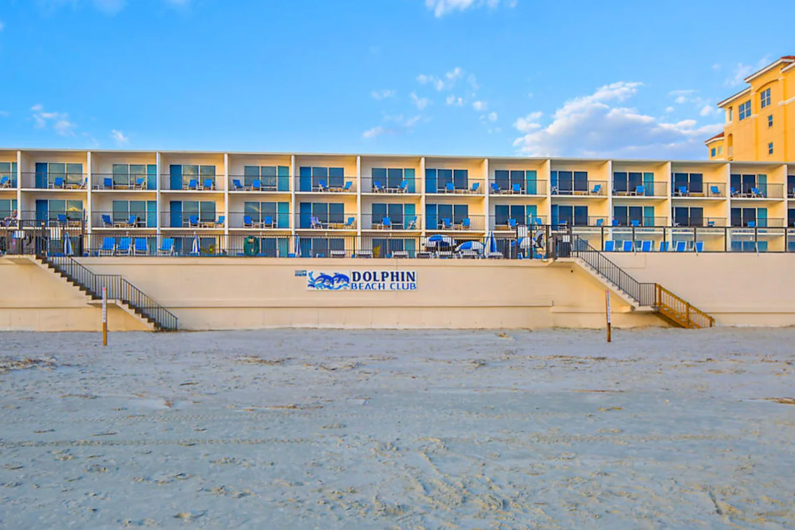 Dolphin Beach Club ~Daytona Beach, FL~Studio/Sleeps 2 ~ 7Nts Weekly Rentals 2026