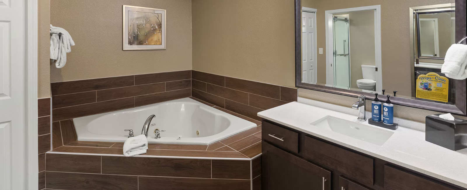 Wyndham Smoky Mountains Sevierville 2 Bedroom Deluxe 5 nights August 30-Sept 4